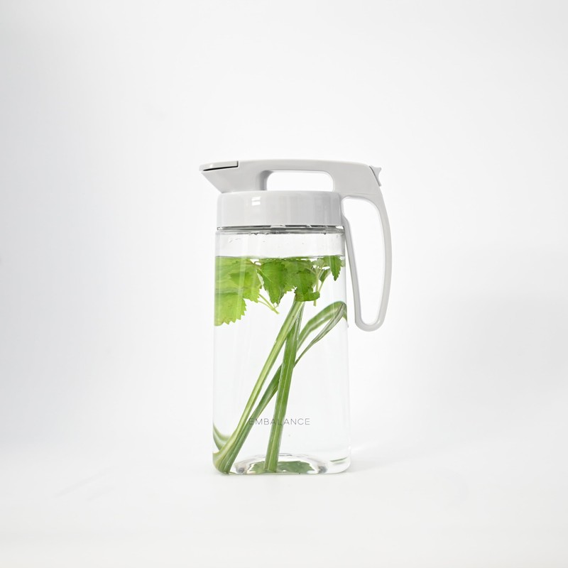 Wilmax T22432 EMBALANCE EMBALANCE Seamless Pitcher with Handle Lid and