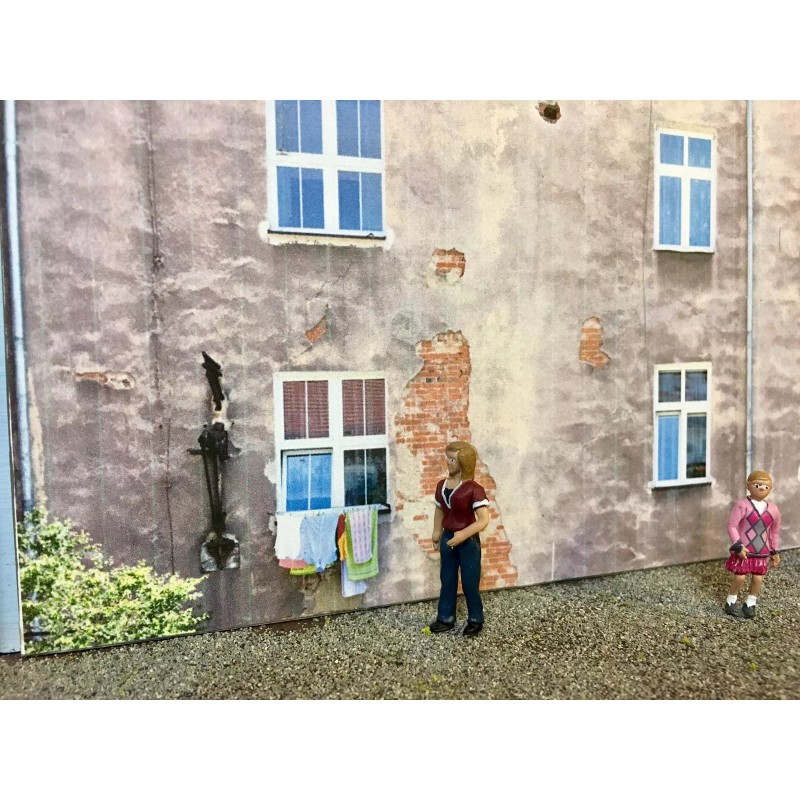 PTF Designs *O Scale Scratch Built "APARTMENT #3" Building Front