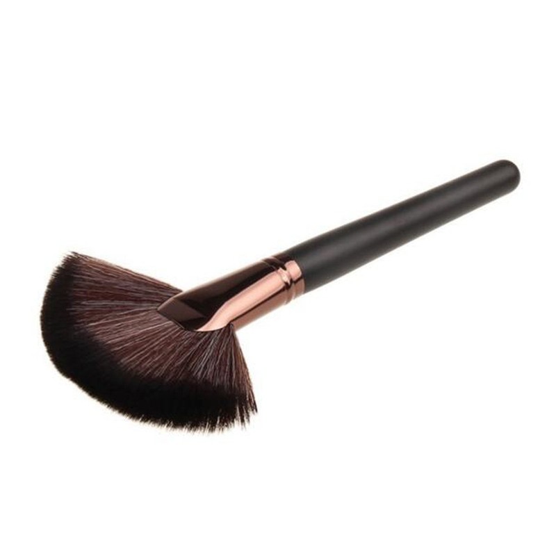 8 Colours Highlighter, Blusher, Bronzer, Bronzing Face Contour Palette +