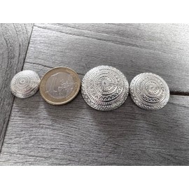 Pack of 10 Beautiful Light Silver Metal Buttons Curved with Fine Pattern 17 mm, 22 mm or 27 mm Made in Germany (22 mm)