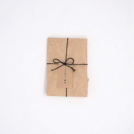 [Wrinkles] Box (SIWA | Paper) (Brown, 9 x 9)