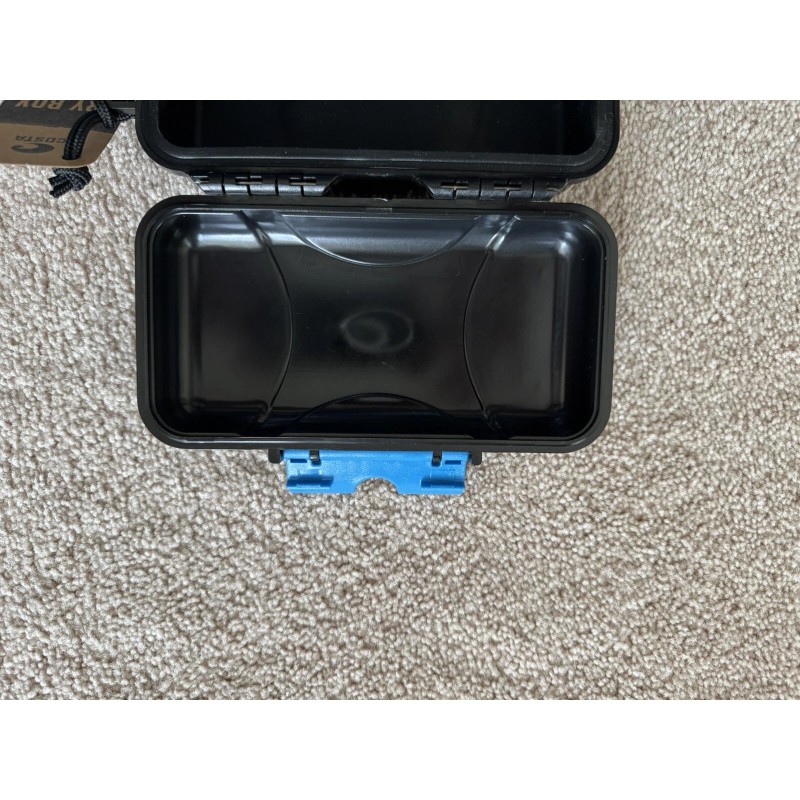 Costa Del Mar • Waterproof Dry Box • Black &