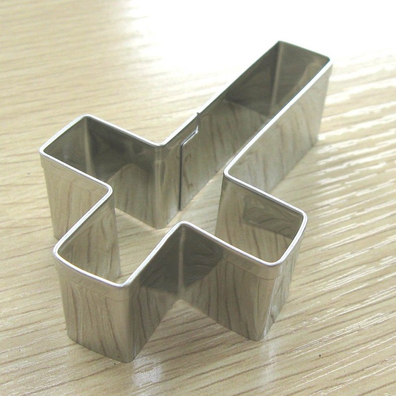 Nagao Cookie Cutter Stainless Steel Cross Cookie Cutter