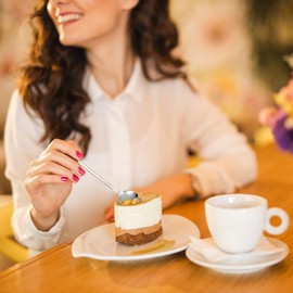 Stainless Steel Coffee Spoons, Pack of 8, 13 cm, Small Spoons, Dessert Spoons, Ice Cream Spoons, Teaspoons, Mocha Spoons, Round Mixing Spoons for Home, Kitchen, Cafe, Dessert, Sho