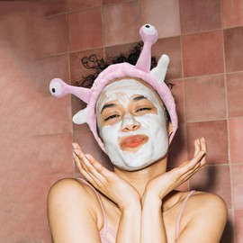 LSDWL Snail Headband for Women & Girls,Cute Coral Fleece Elastic Spa Headband for Face Wash,Skin Care,and Makeup (Pink)