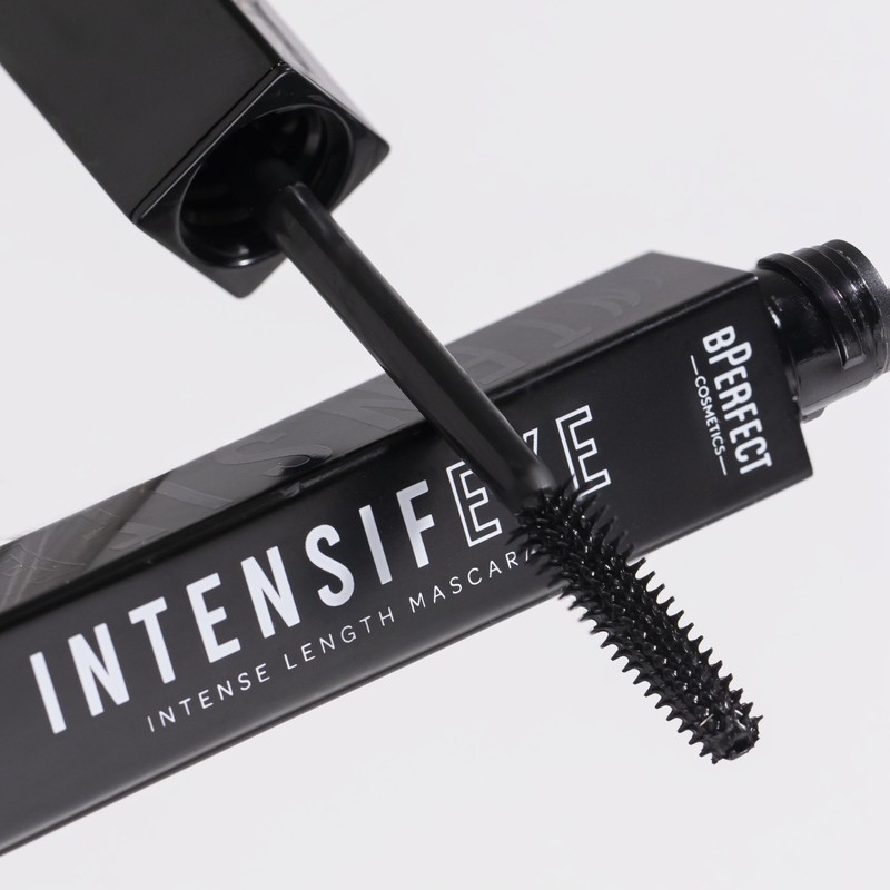 BPerfect IntensifEYE Mascara – Lash-Lengthening Formula with Castor Oil –