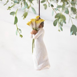 Willow Tree with Gratitude Ornament, Filled with The Golden Light, A Thank You, Bouquet of Yellow Calla Lilies, Daily Gratitude, for Flower Lovers, Sculpted Hand-Painted Darker-Skin Figure