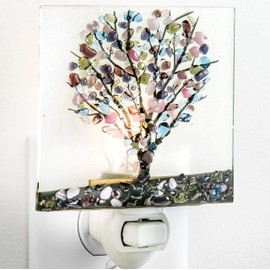 J Devlin Glass Art Stained Glass Tree Night Light – Decorative Plug-in Nightlight with Fused Glass in Purple, Green, and Blue – Elegant Home Décor & Gift