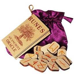 Eastgate Rune Set - An Ancient Oracle - Wood