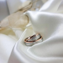 DOOSTI Ring for Men and Women Stainless Steel Two-Tone Silver Rose Gold Without Cubic Zirconia Wedding Ring Friendship Ring Wedding Ring Woman Man, stainless steel