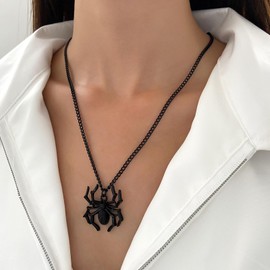 Atentuyi Punk Rock Gothic Big Spider Necklace Black Spider Pendant Necklace Vintage Goth Necklace Retro Reptile Animal Necklace Jewelry for Women and Men