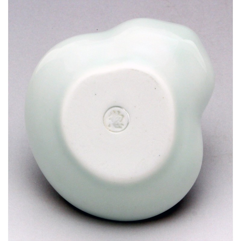 Arita Ware Sota Kiln 97127 Gourd Shaped Bean Plate, Checkered