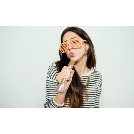 zTech Portable 3-in-1 Wireless Bluetooth Karaoke Microphone & Built-In Speaker - Black