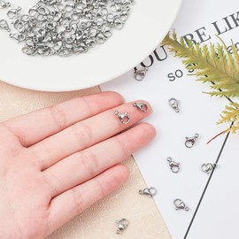 UNICRAFTALE 200pcs Stainless Steel Lobster Claw Clasps Jewelry Fastener Hook End Claw Clasp Metal Clasps for Jewelery Making Necklaces Bracelets 10mm Long