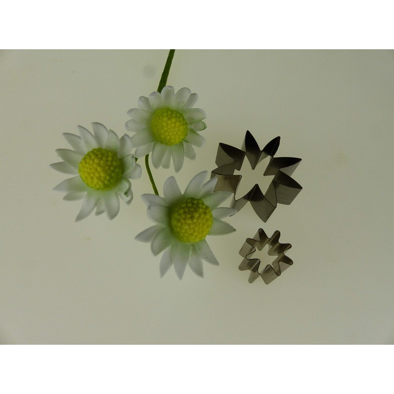 PME Stainless Steel Daisy 8 Petal Cutters, Small Size, Set