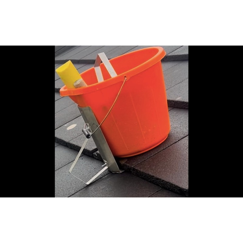 Roof Bucket Holder - Roofer Doofer