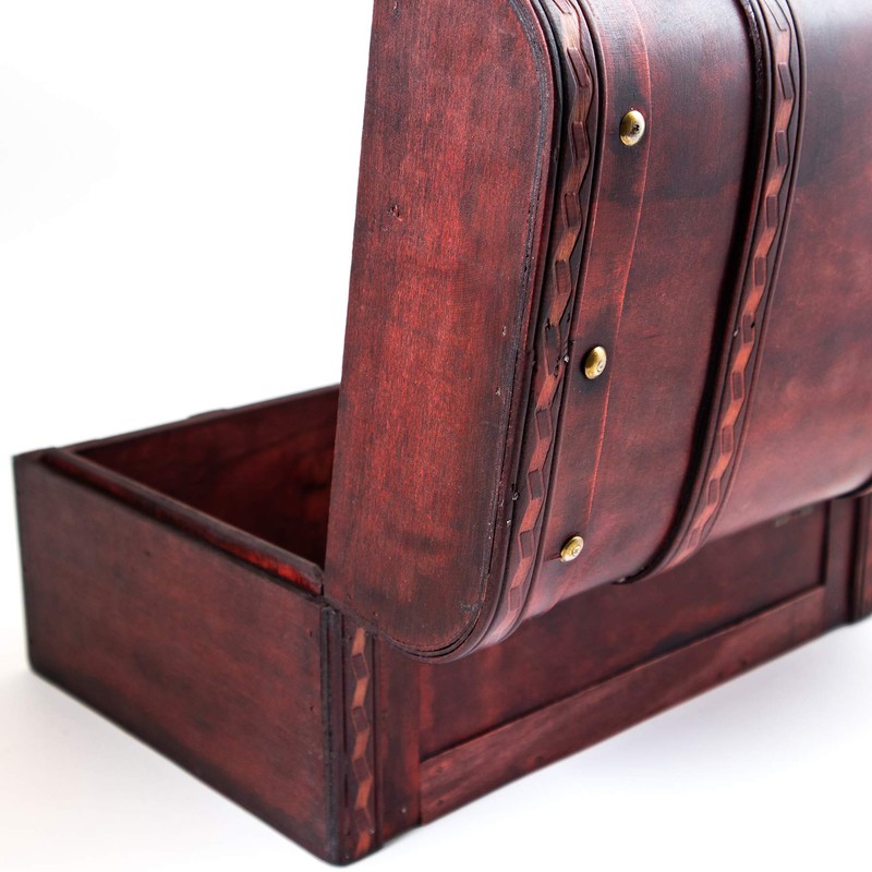 Caribe Treasure Chest with Lock and Key Wooden Chest 28