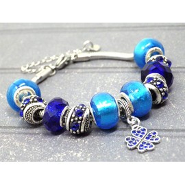 Stainless Steel Bracelet Thurcolas Manhattan Model with Clover Pendant with Blue Crystals