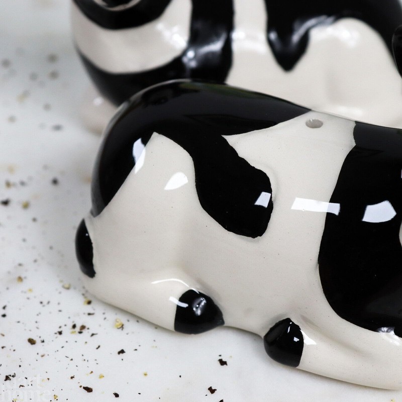 Salt and Pepper Shakers Dairy Cow Ceramic Black White Animal