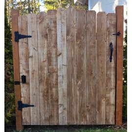 Gate Shut - Flat Gate Closer, Powder Coated, Self Closing Adjustable gate Closer for Wood Gates