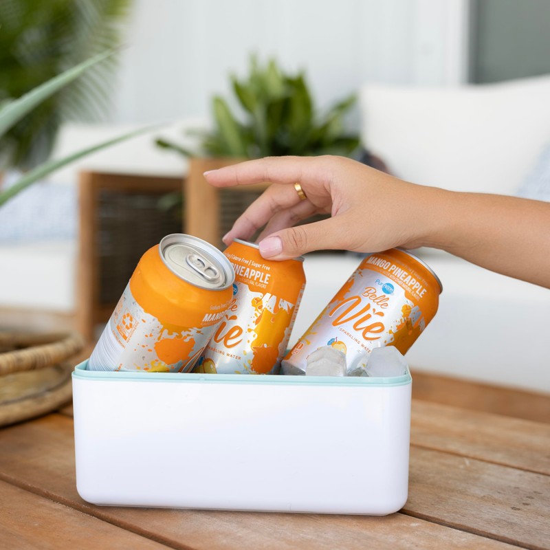 Outset Hex Honeycomb Ice Tray, 29 Standard Cubes and Bucket,