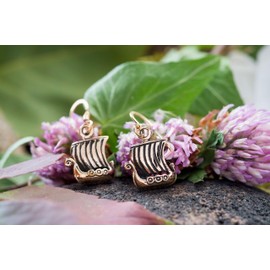 WINDALF Viking Jewellery Earrings Arvakur 1.8 cm Small Viking Ships Bronze, Fabric jewellery bag