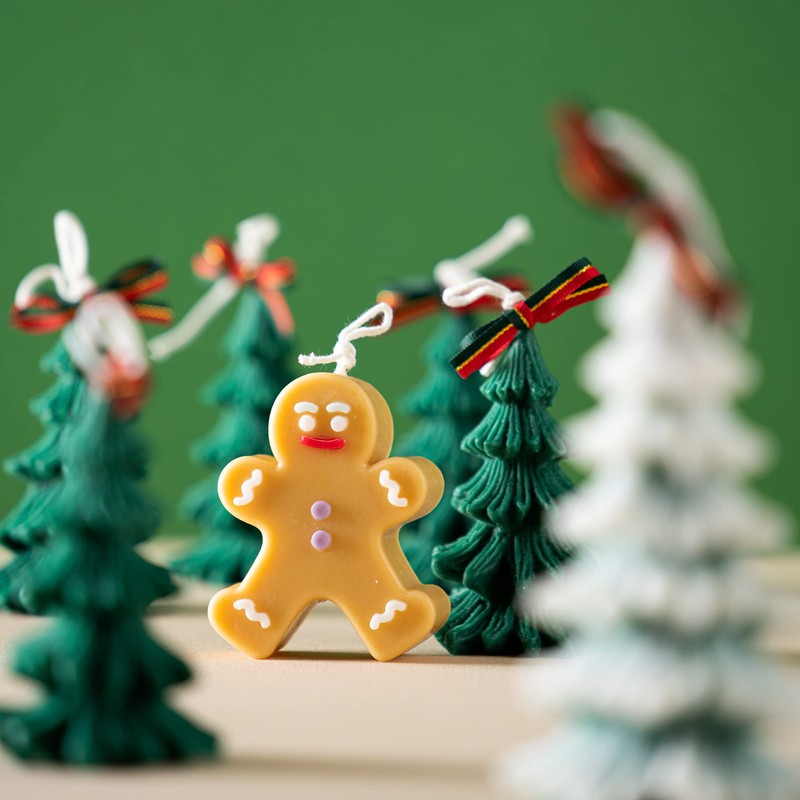 MAGOKORO クリスマス アロマ キャンドル 2個セット ツリー ジンジャーブレッドマン フローラルの香り付き ギフト プレゼント