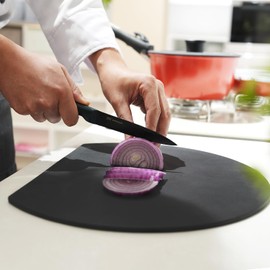 MUAMUA Cutting Board, Black, Elastomer, Dishwasher Safe, Round, High Quality, Heat Resistant, Antibacterial, Black, Soft Cutting Board, Approx. 11.8 x 10.2 inches (30 x 26 cm), Lightweight, Kamaboko
