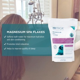 Sea Magik - Magnesium Flakes for Bath, Hydrating and Relaxing, Suitable for All Skin Types and Great for Dry Skin, Eczema, and Psoriasis, Vegan and Cruelty Free (1kg)