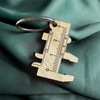 Messschieber Schlüsselanhänger handgemacht aus Holz, Glücksbringer, Papa Geschenk, Geschenk für