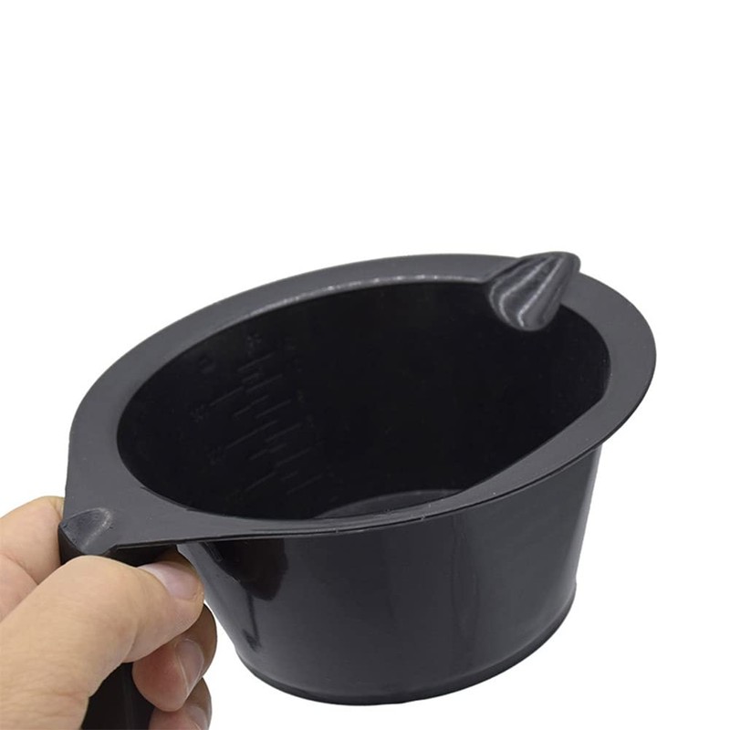 Magic Collection Handle and Pouring Lip Mixing Bowl and Dye
