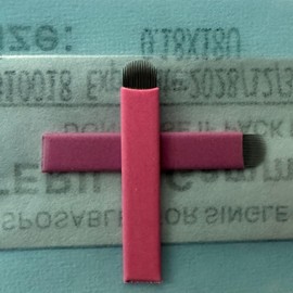 30pcs Pink Microblading Blades U18 Nano 0.18mm Microblading Nano Agujas 18U Microblades (Pink 18U-0.18mm)