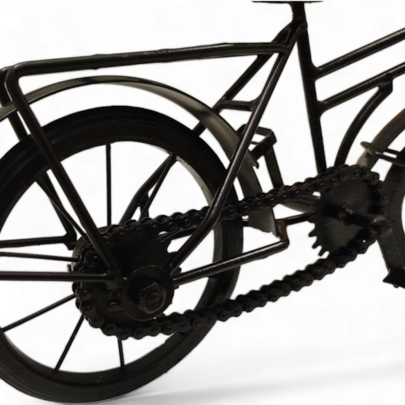 FTWDesign Decorative Item Men's Bicycle Decorative Metal in Black