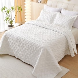 EVENHUG King Size Quilt Bedding Sets with Pillow Shams Soft Lightweight Bedspread Coverlet for All Seasons 3 Piece (White 106"x96")