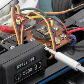 wolfcraft Micro Bit Box for Small Screws - 1389000 - Precision Mechanical Bit Set 32 Pieces - Slotted & Phillips & Torx & Hexagon Socket - Compact Metal Case with Hand Screwdriver