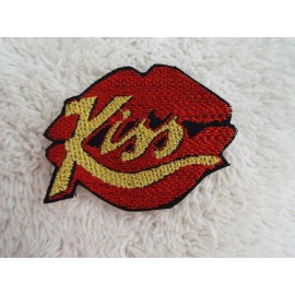 Unbranded Kiss Lips Mouth 2-5/8" Embroidered Iron-on Patch (E36)