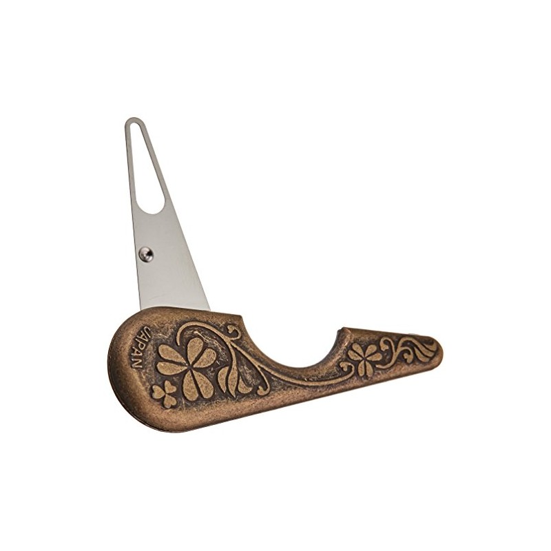 Clover Antique Yarn Threader-, 5.1" Height, 2.8" Length x 0.5"