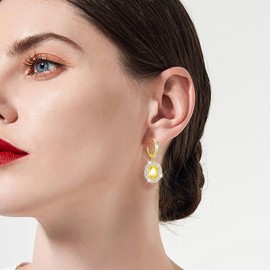 KristLand Earrings Hoop Earrings Gold Stud Earrings with Sparkling Oval Cubic Zirconia Stones Party Wedding Birthday Gift for Women Ladies Girls, Crystal