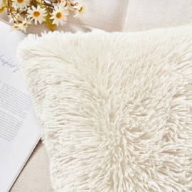 NordECO HOME Pack of 2 Faux Fur Cream Cushion Covers 40 x 40 cm Luxury Fluffy Decorative Fuzzy Square Throw Pillow Case 16 x 16 for Sofa Decor