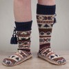 Calcetines suaves y peludos para mujer con borla, dos tamaños,