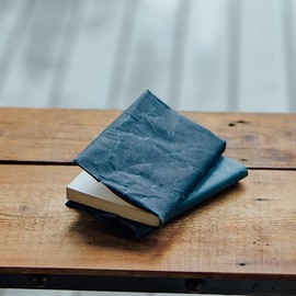 [Wrinkles] Book Cover, Paperback Book Size, Paper, blue (dark)