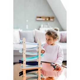 Kindsgut Murmelbahn, Motorik-Spielzeug aus Holz mit 4 Autos, dezente Farben und umweltfreundliche Materialien, frei von Schadstoffen und kindgerecht, Emil