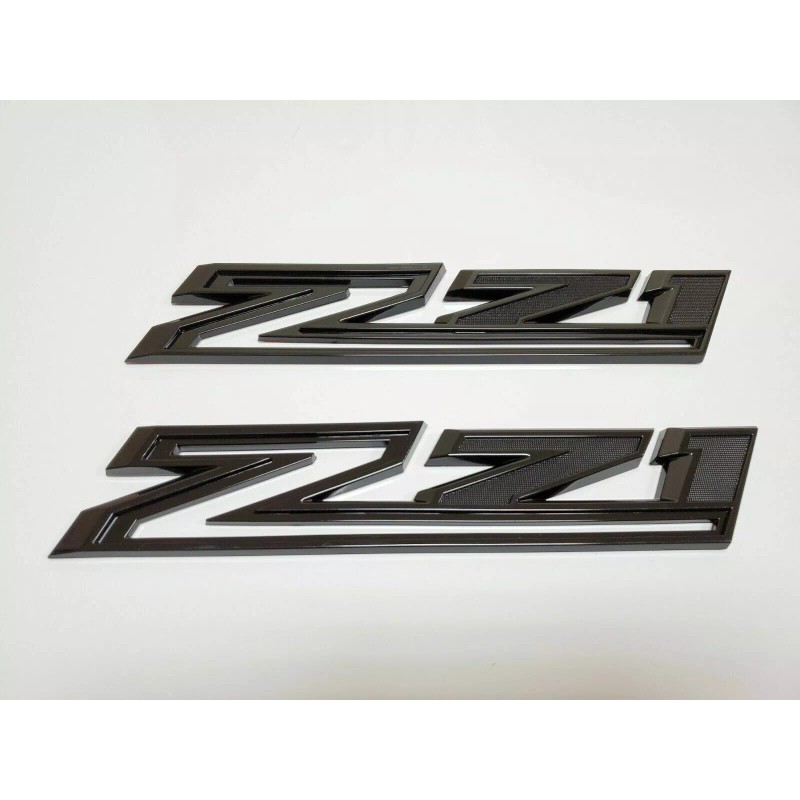 OEM 2pcs 2019-2023 Chevy Silverado Z71 Emblem OEM Fender Gloss