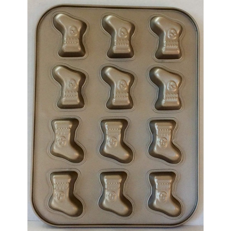 Kringle's Kitchen 12 Cavity Non Stick Christmas Stockings Pan