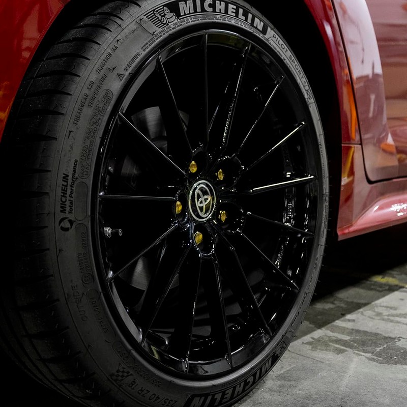 Mishimoto Steel Lug Nuts, M14x1.5, Acorn Seat, 32pc Set, Gold