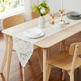 LinenZone Camino de Mesa Marfil con 2 Borlas para Decoración Rústica Vintage. El Camino de Mesa de Encaje Funciona Perfectamente como Decoración de Boda, Acción de Gracias, Navidad (Mia 14 x 48