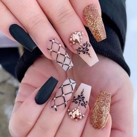 Medium Press on Nails, Artificial Acrylic Fake Nails with Black Grid Designs, Full Cover Reusable Coffin Glossy Golden Diamond False Nails, Glue on Nails for Women Set, Stick on Nails for Nail Art