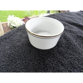 Andrea by Sadek White & Gold Ramekin