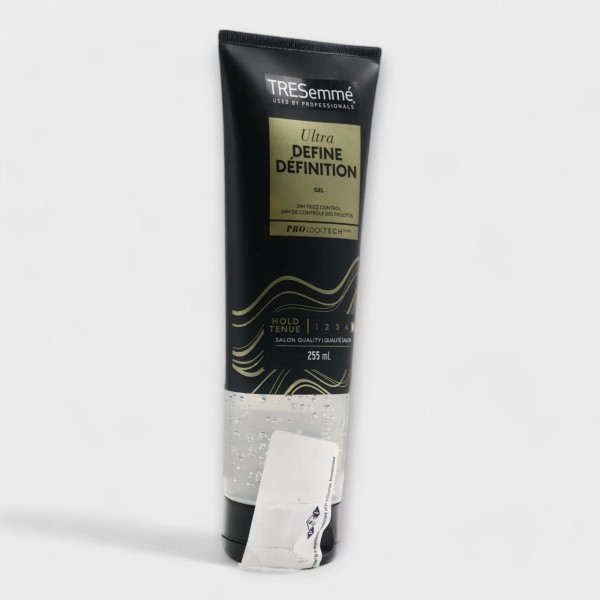 TRESemmé Tresemme Ultra Definition Strong Hold Gel for 24H Frizz