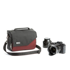 THINK TANK Mirrorless Mover 20 Messenger Bag 75 Centimeters Black (Negro)